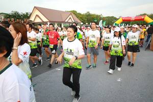 BIB: 
                            <button type="button" onclick="openModal(3530856)" class="btn btn-primary btn-sm float-right btn-popup" data-toggle="modal" data-target=".modal-high-quality">
                        <i class="fas fa-shopping-cart"></i> Add to Cart
                    </button>
                                            <button type="button" onclick="isThisMe(3530856, true)" class="btn btn-success btn-sm float-right btn-popup btn-isme hidden" data-toggle="tooltip" data-placement="bottom" title="นี่คือรูปของคุณใช่ไหม คลิกที่นี่เพื่อเอาเข้าอัลบั้ม">
                        <i class="fas fa-plus"></i> Add to album
                    </button>
                    <button type="button" onclick="isThisMe(3530856, false)" class="btn btn-warning btn-sm float-right btn-popup btn-isnotme hidden">
                        <i class="fas fa-ban"></i> Remove from album
                    </button>